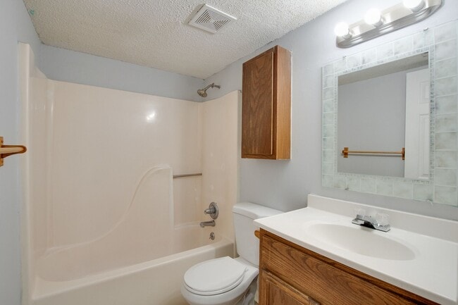 Building Photo - 4914 Cotton Row NW