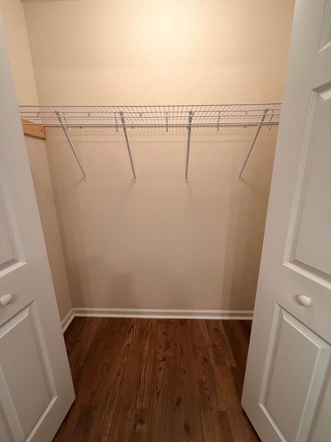 Building Photo - 121 Timberwood Rd