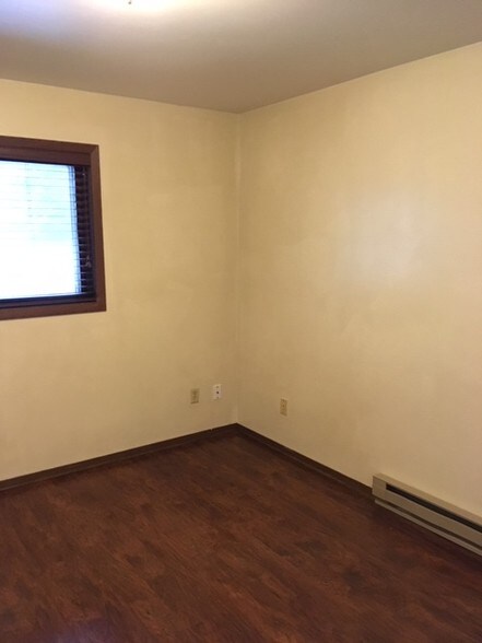 Bedroom - 326 Green Meadow Dr