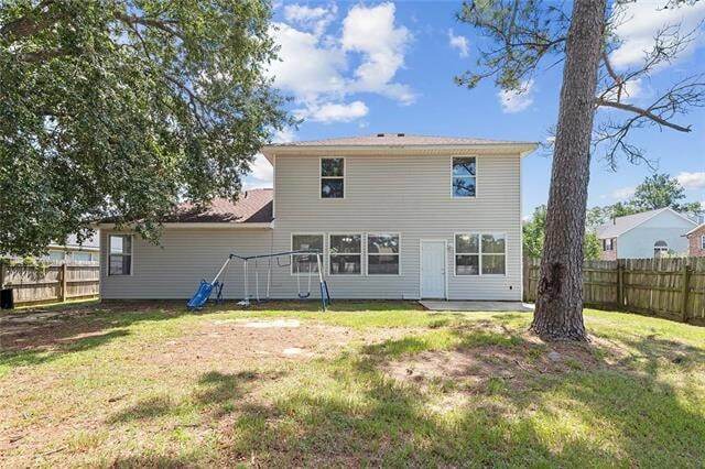 Building Photo - 2001 Dylan Dr