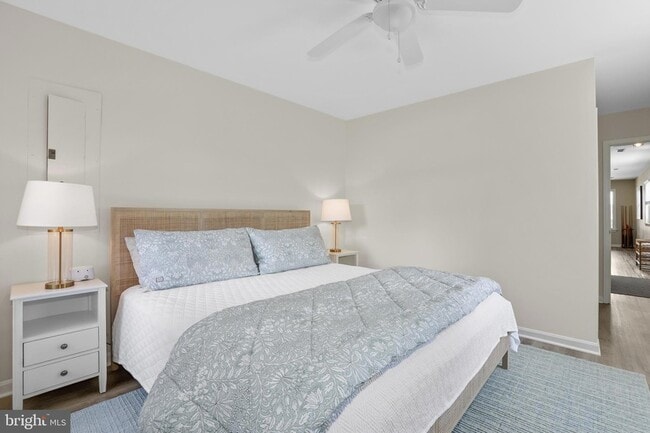 Building Photo - 638 Marlborough Point Rd