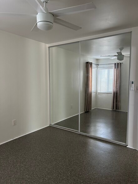 Building Photo - 3666 Villa Ter