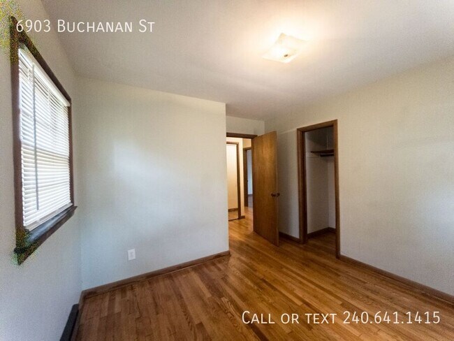 Building Photo - 6903 Buchanan St