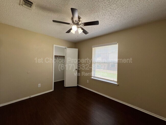 Building Photo - 7041 Crosstimbers Ln
