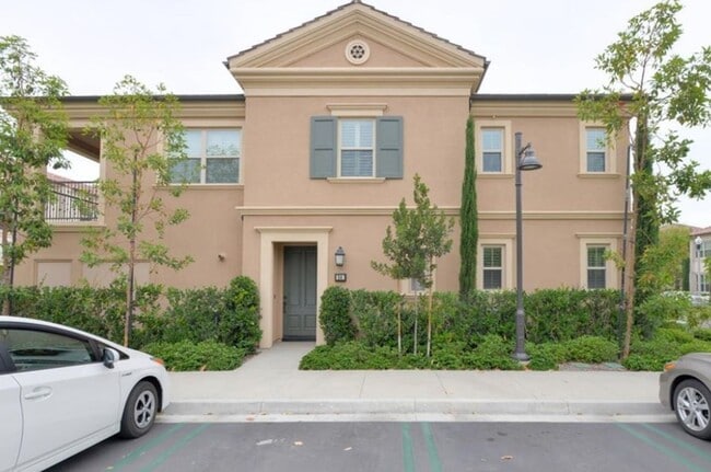 Building Photo - Gorgeous home in Irvine's most desirable Village of Stonegate