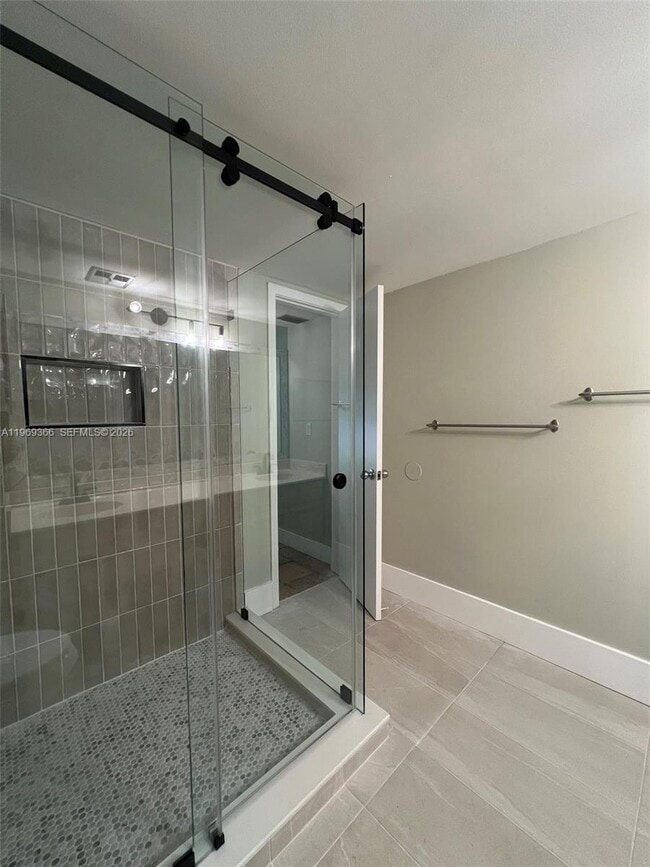 Building Photo - 7512 SW 95th Pl