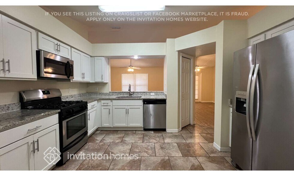 Building Photo - 838 Elm Forest Dr