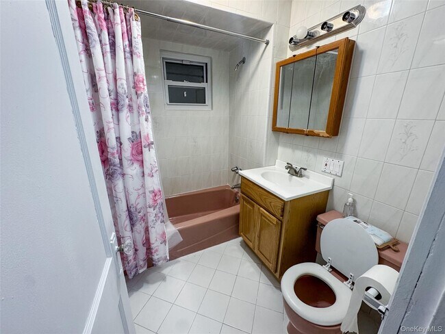 Building Photo - 109-35 96th St