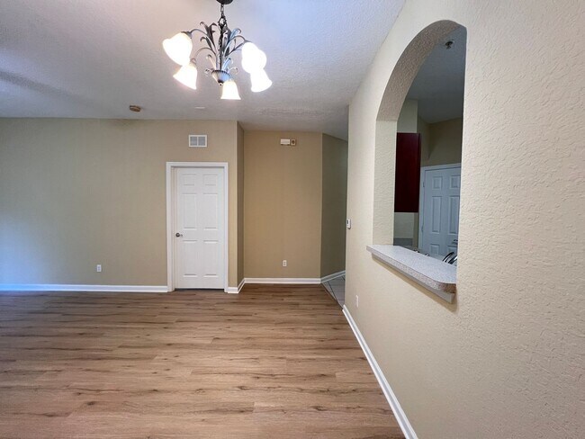 Building Photo - Great Apartment for rent!