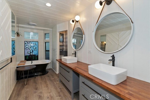 Building Photo - 948 Arbula Dr