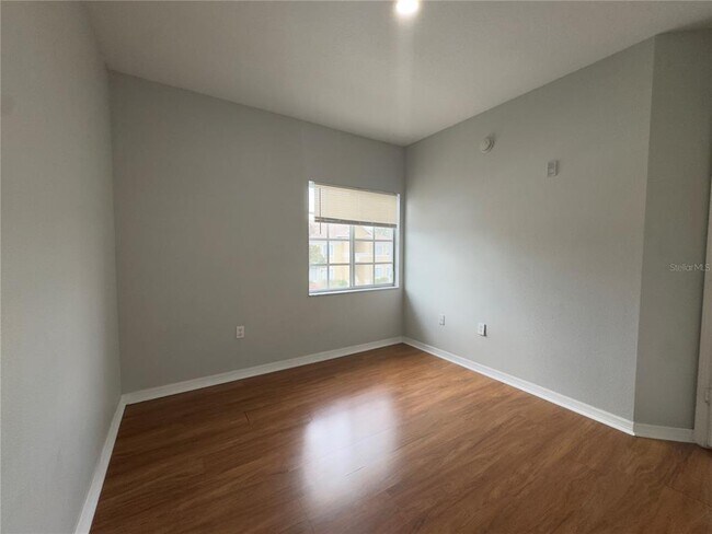 Building Photo - 9507 Amberdale Ct