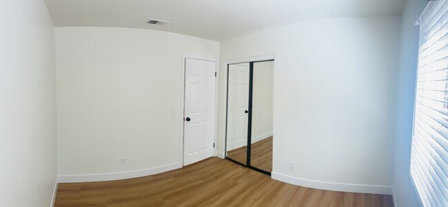 Building Photo - 24555 Camino Meridiana