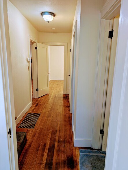 Hall - 2543 NE 31st Ave