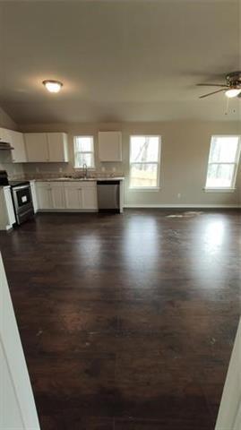 Building Photo - 3019 Lee Ave