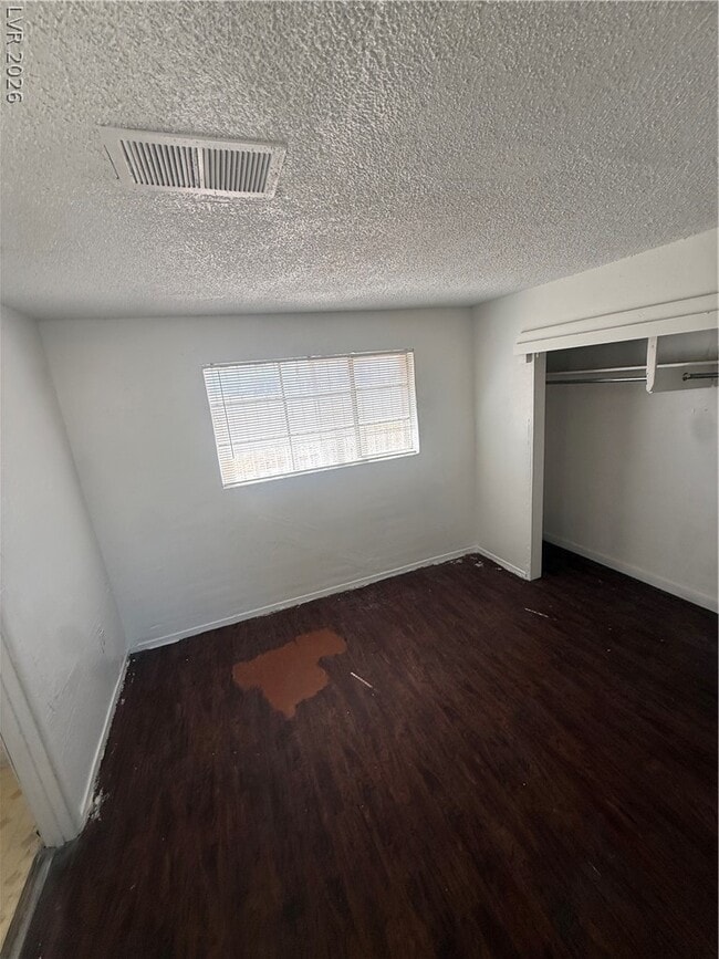 Building Photo - 708 Jackson Ave