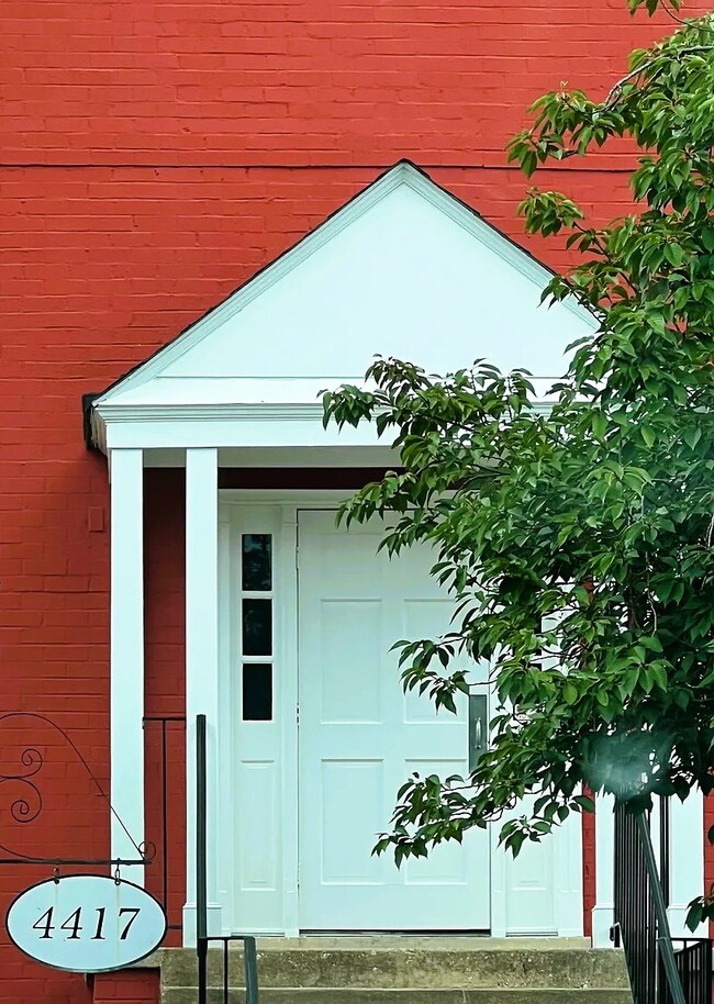 Building Photo - 4417 Romlon St