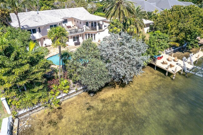 Building Photo - 1600 S Ocean Dr