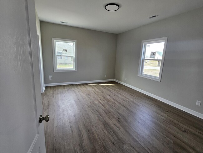Building Photo - 1021 Oberry Rd