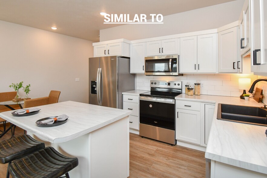 Building Photo - 6107 S Alki Pl