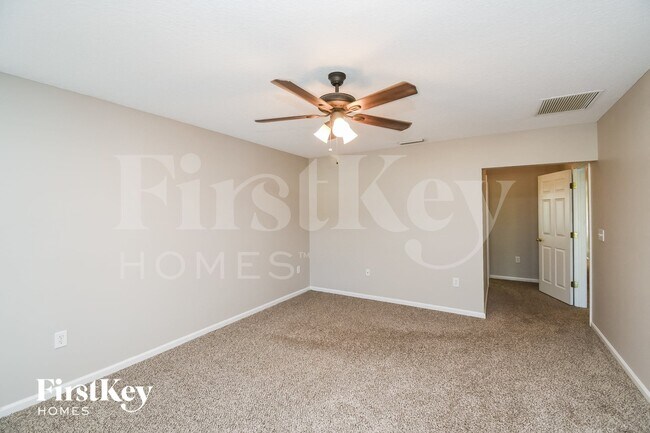 Building Photo - 13772 Fish Eagle Dr W