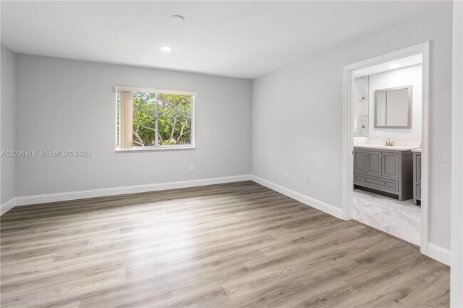 Building Photo - 2707 NW 80th Ave