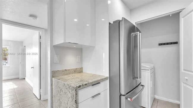Building Photo - 10755 SW 108th Ave