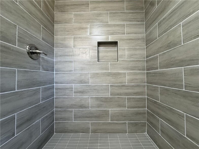 Building Photo - 3489 Creighton Rd SW