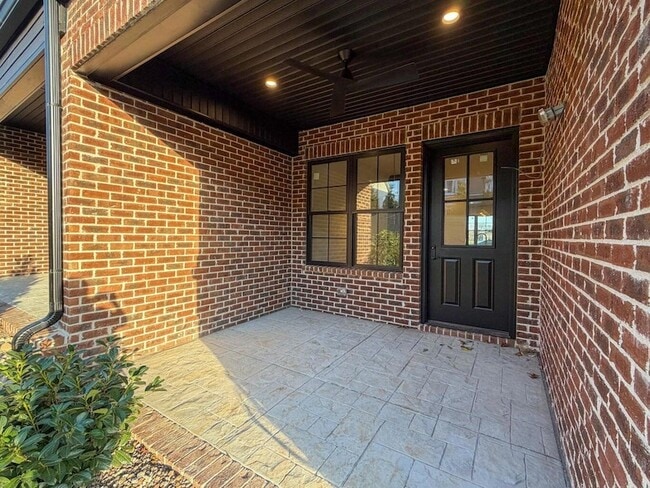 Building Photo - 4161 Cocos Wy