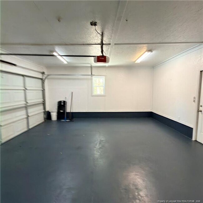 Building Photo - 228 Eastwood Ave