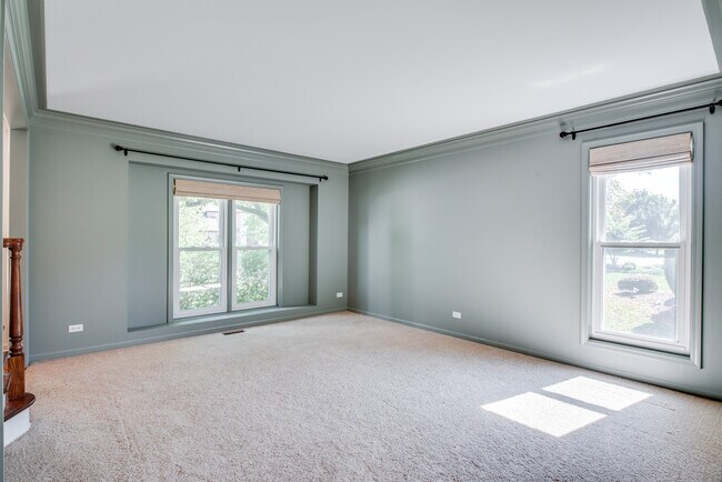 Building Photo - 3631 Falkner Dr