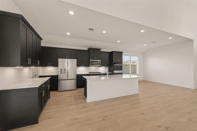 Building Photo - 2819 Red Rosehip Dr