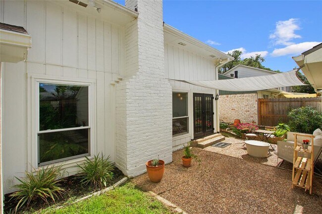 Building Photo - 2908 Gessner Rd