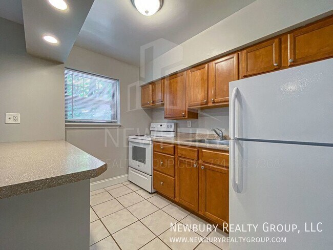 Building Photo - 309 San Juan Dr