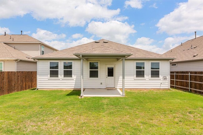Building Photo - 204 Thurman Holt Rd