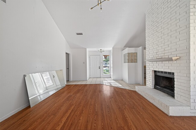 Building Photo - 22723 Timber Dust Cir