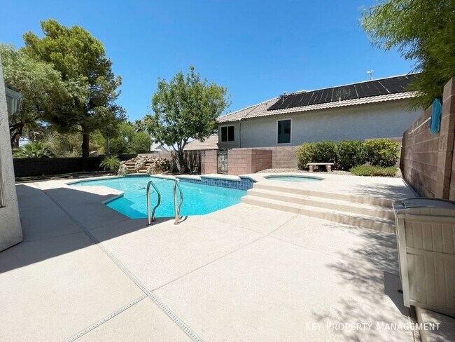 Building Photo - 420 Crater Ct