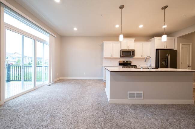Building Photo - 14160 Addison Trl