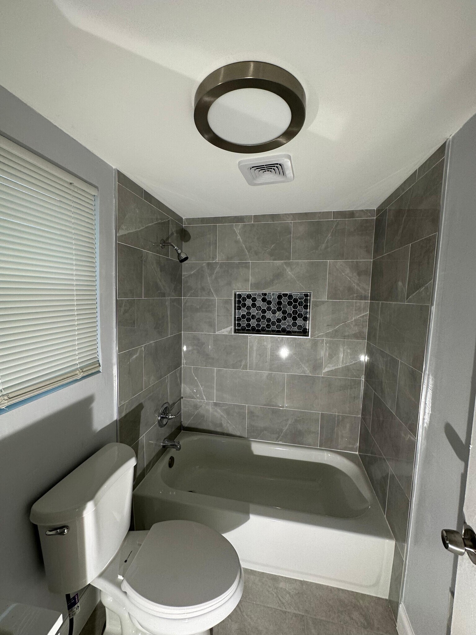 Building Photo - 1039 Phelps St