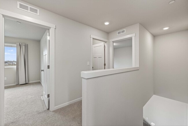 Building Photo - Beautiful 4-Bedroom Camas Home on Quiet Cul-de-Sac | Built in 2020 | Private Backyard