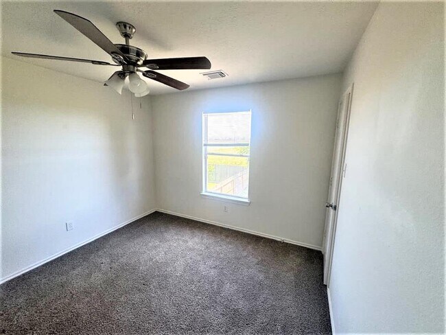 Building Photo - 20511 Hidden Point Ln