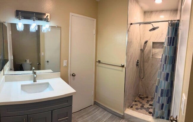 Building Photo - 4 Bedroom Home for Lease in Westminster
