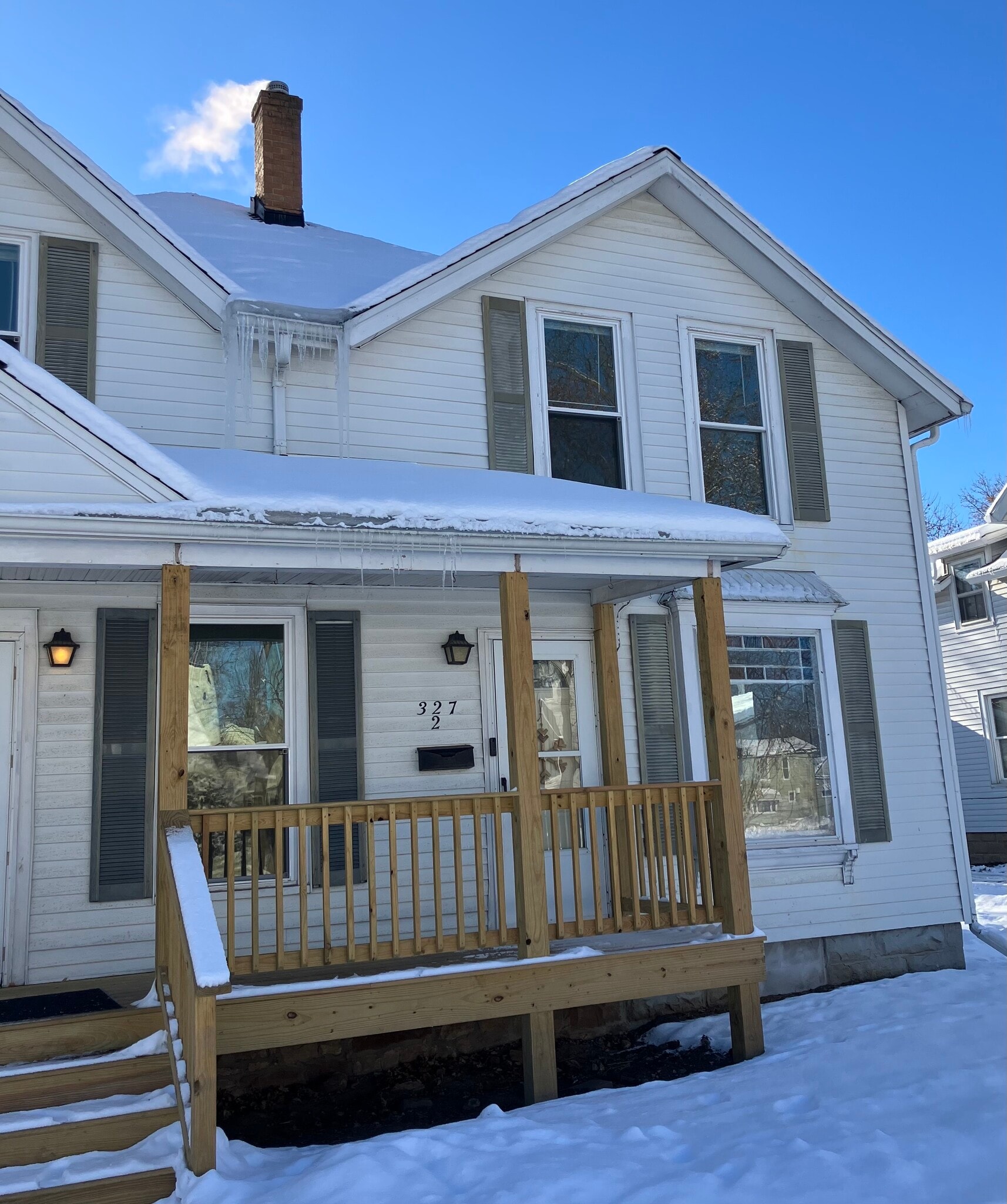 Building Photo - 327 5th Ave