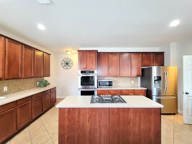 Building Photo - 17715 Laguna Trail Dr