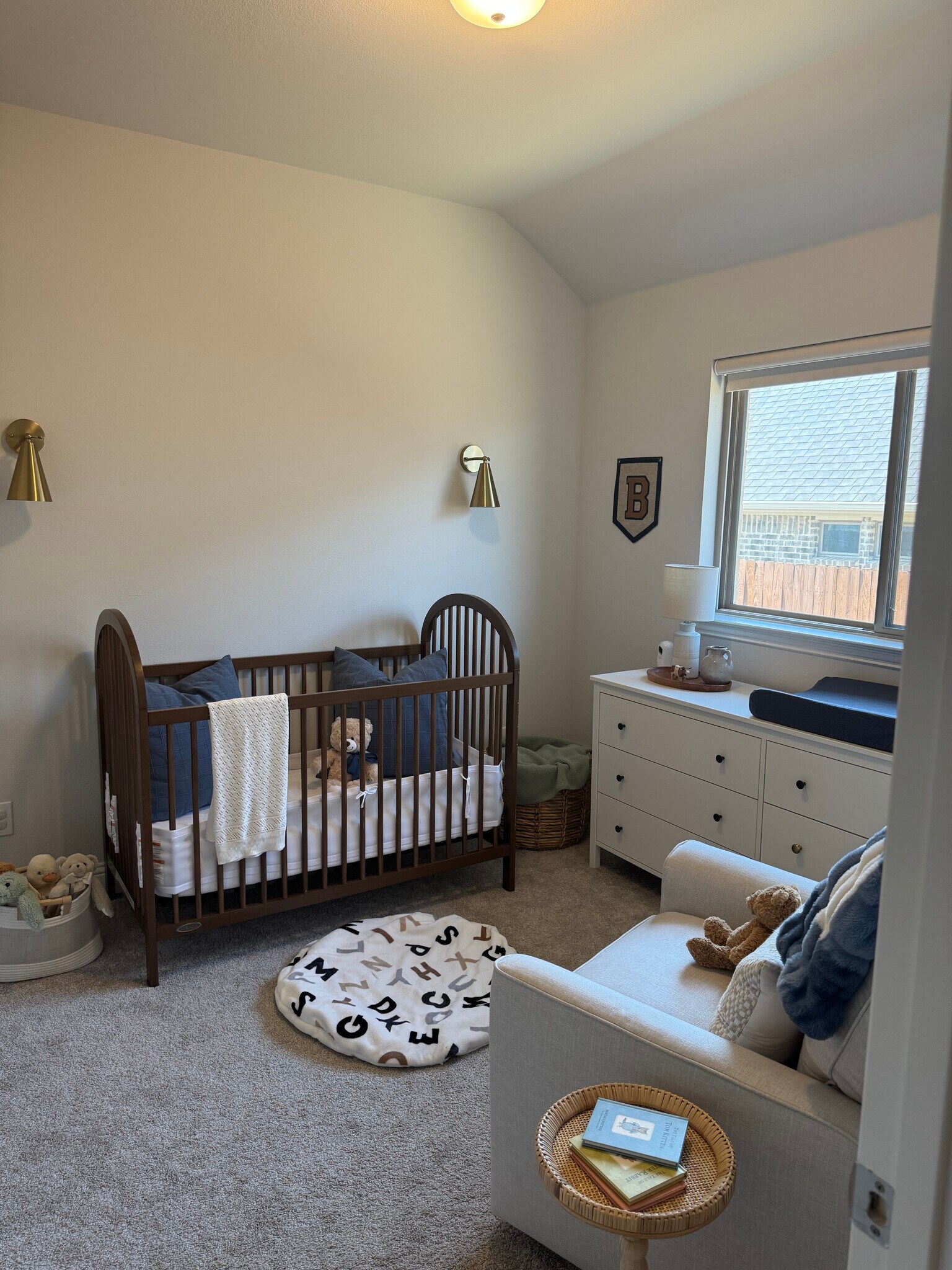 Building Photo - 3820 Summerfield Dr