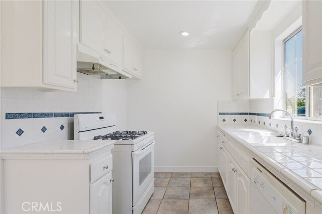 Building Photo - 7737 Cleon Ave