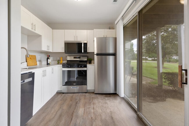 Building Photo - 109 Gant Cir