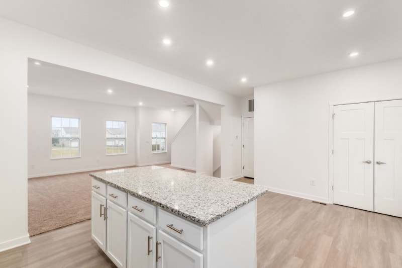 Building Photo - 118 Dusky Willow Dr