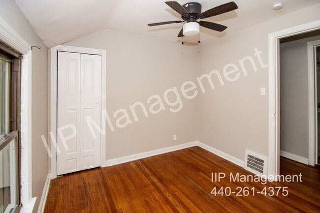 Building Photo - 5179 Homewood Ave