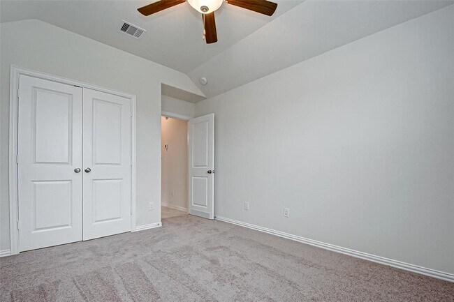 Building Photo - 1006 Warm Summer Dr