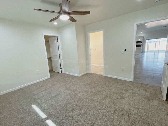 Building Photo - 14431 Wood Canyon Pl